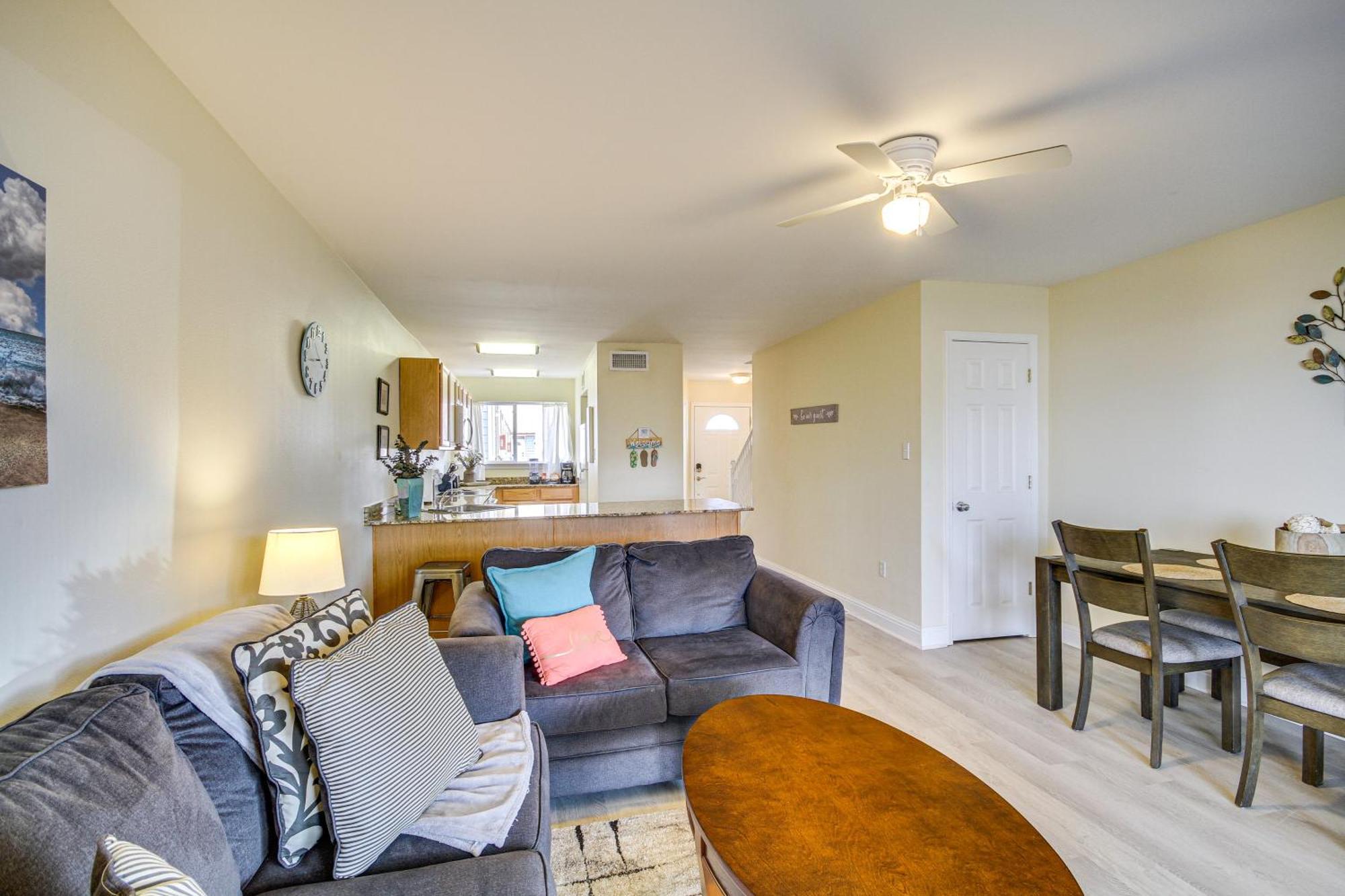 Airy Biloxi Condo With Patio Walk To Beach! エクステリア 写真
